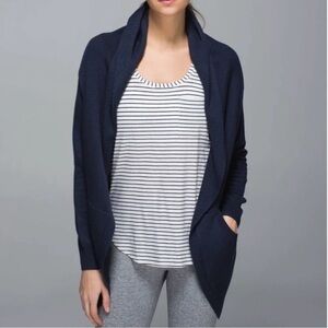 Lululemon Cabin Yogi Reversible Wrap Sweater, Sz 8 navy blue hood open cardigan